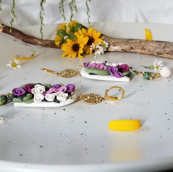 Handcrafted polymer clay earrings - Picture 3 of 4